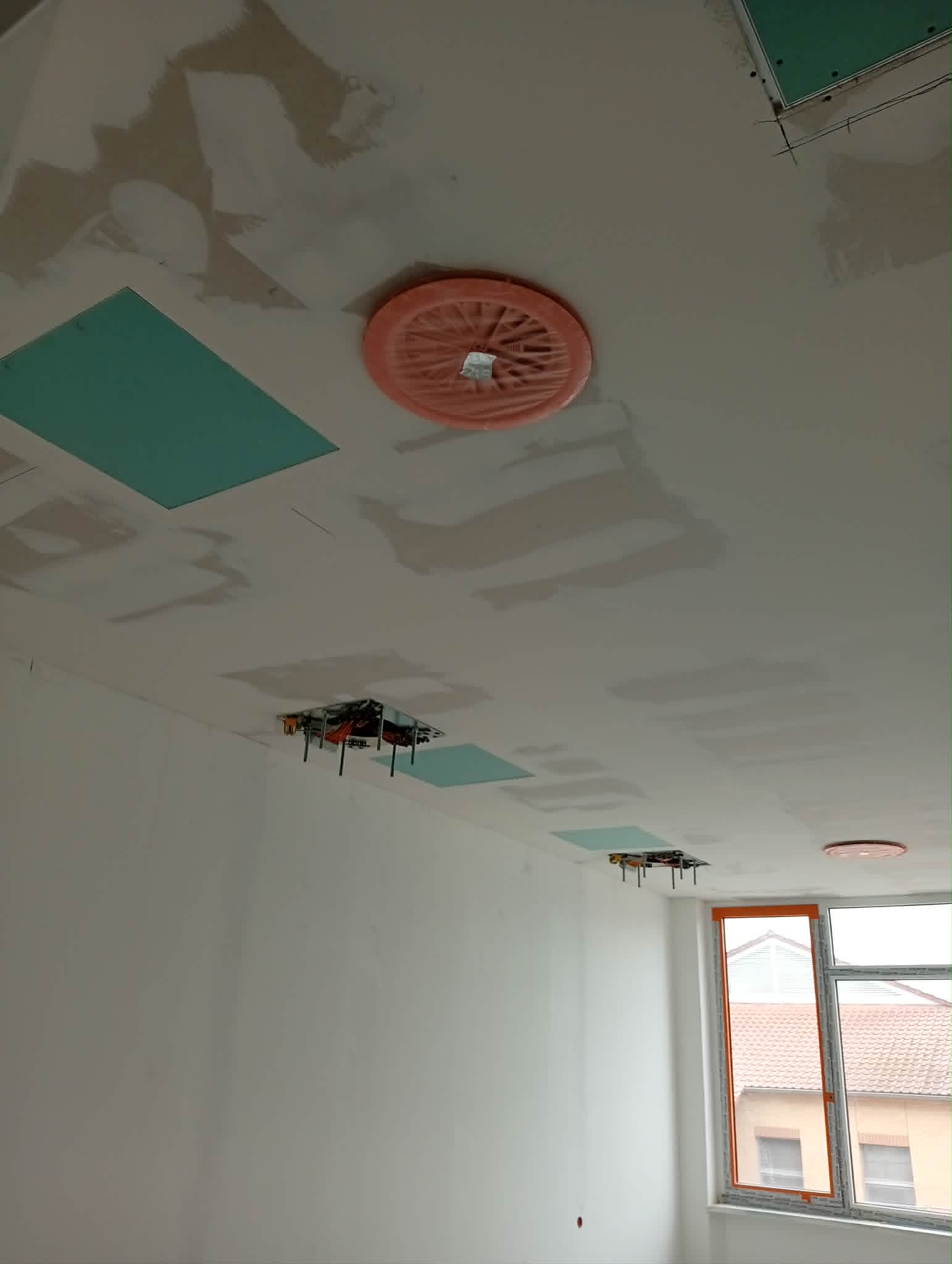 SDK strop s ventilací